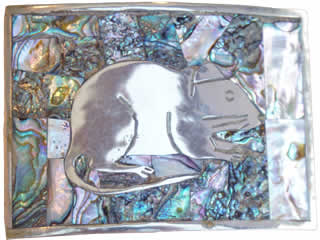 Mouse in nickle-silver buckle with mop inlay